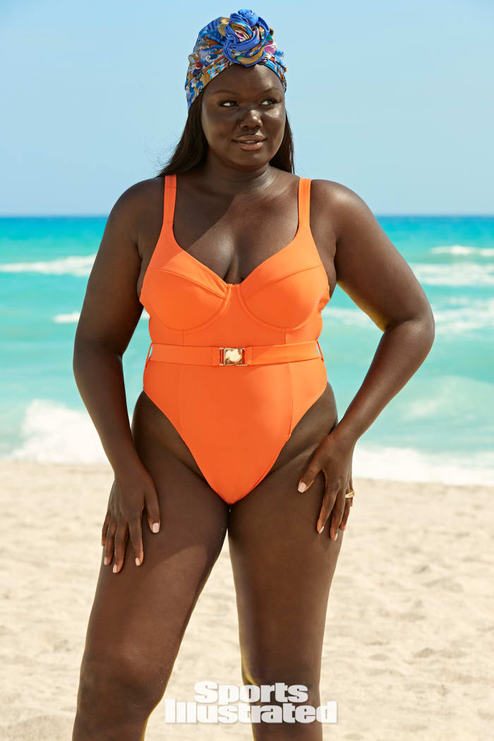 X163540_TK4_00239WMweb